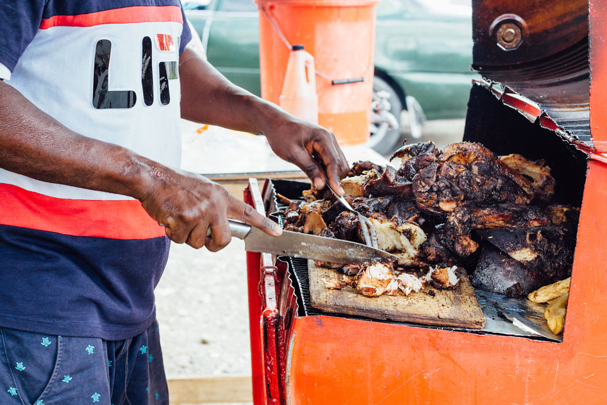 cutting jerk chicken