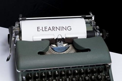 typewriter-elearning