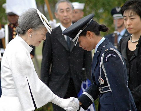 Empress_Michiko_2005_Saipan