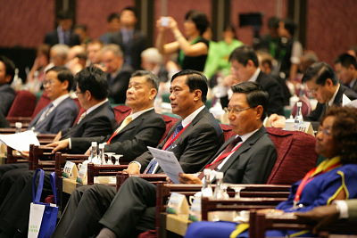chinese-conference-delegates