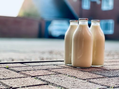 british-milk-bottles