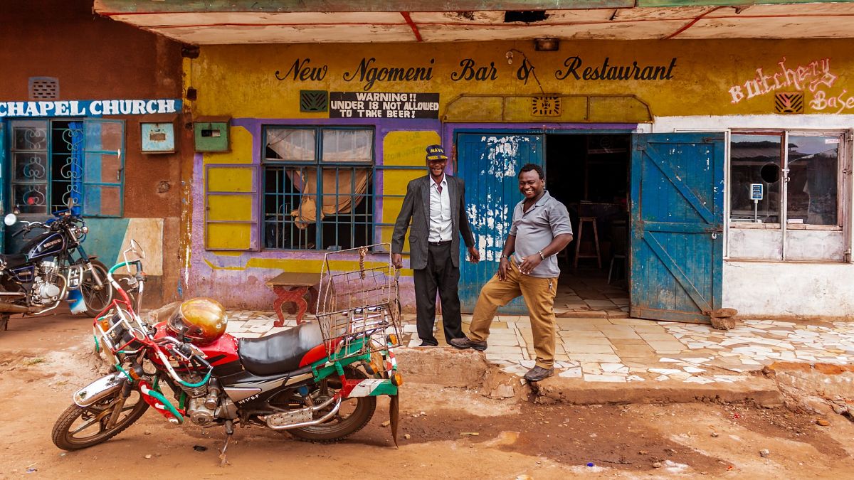 friends chatting nairobi