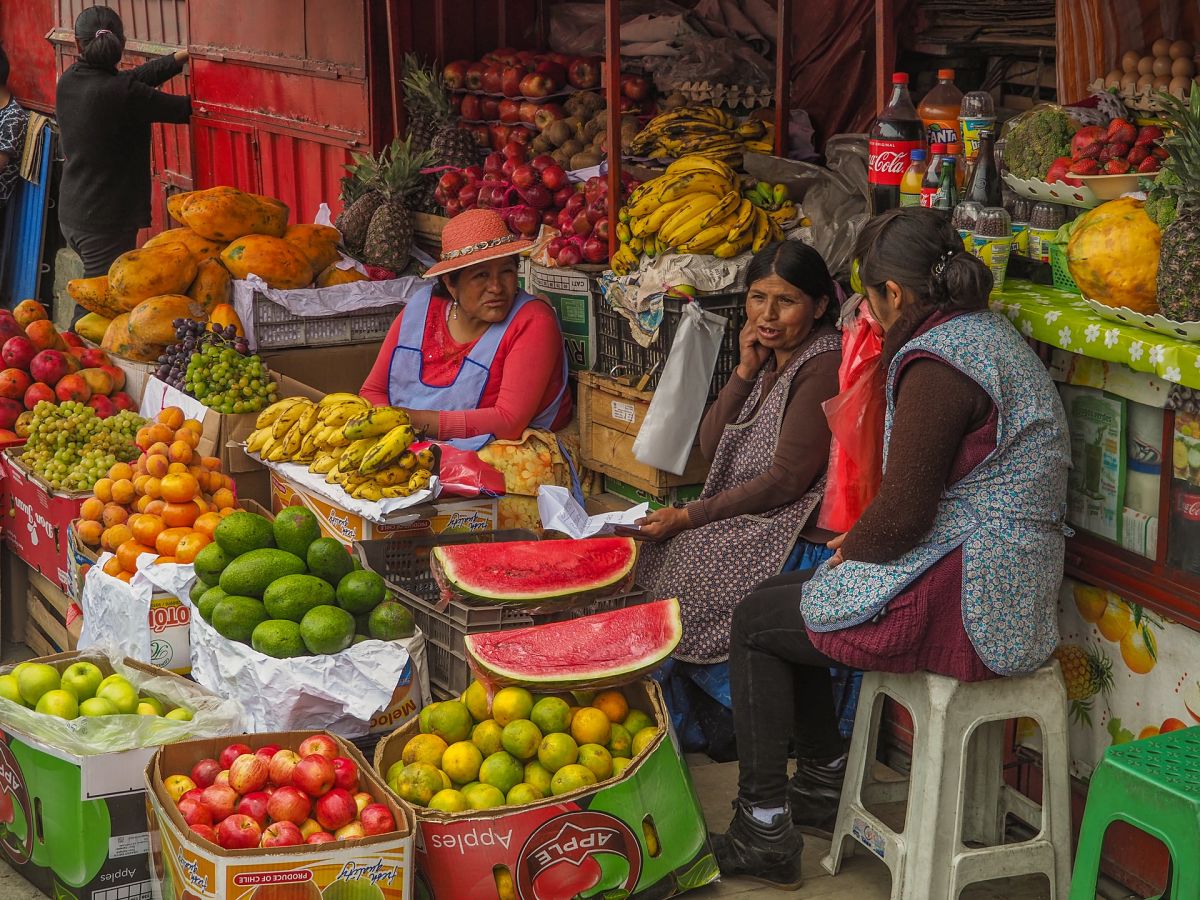 fruit stall bolivia