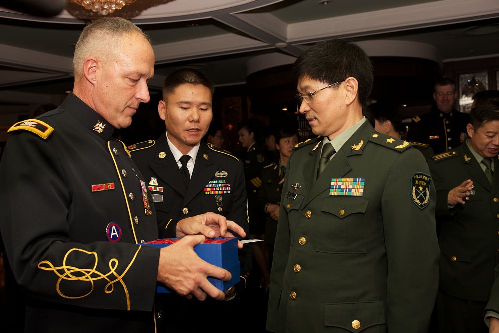 gift exchange usarmy chinese