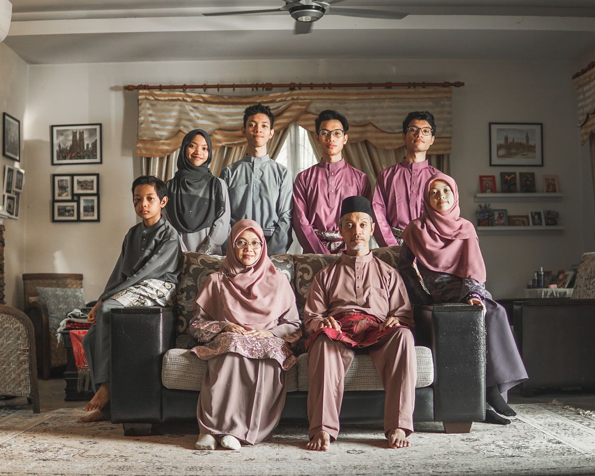 happy malay family