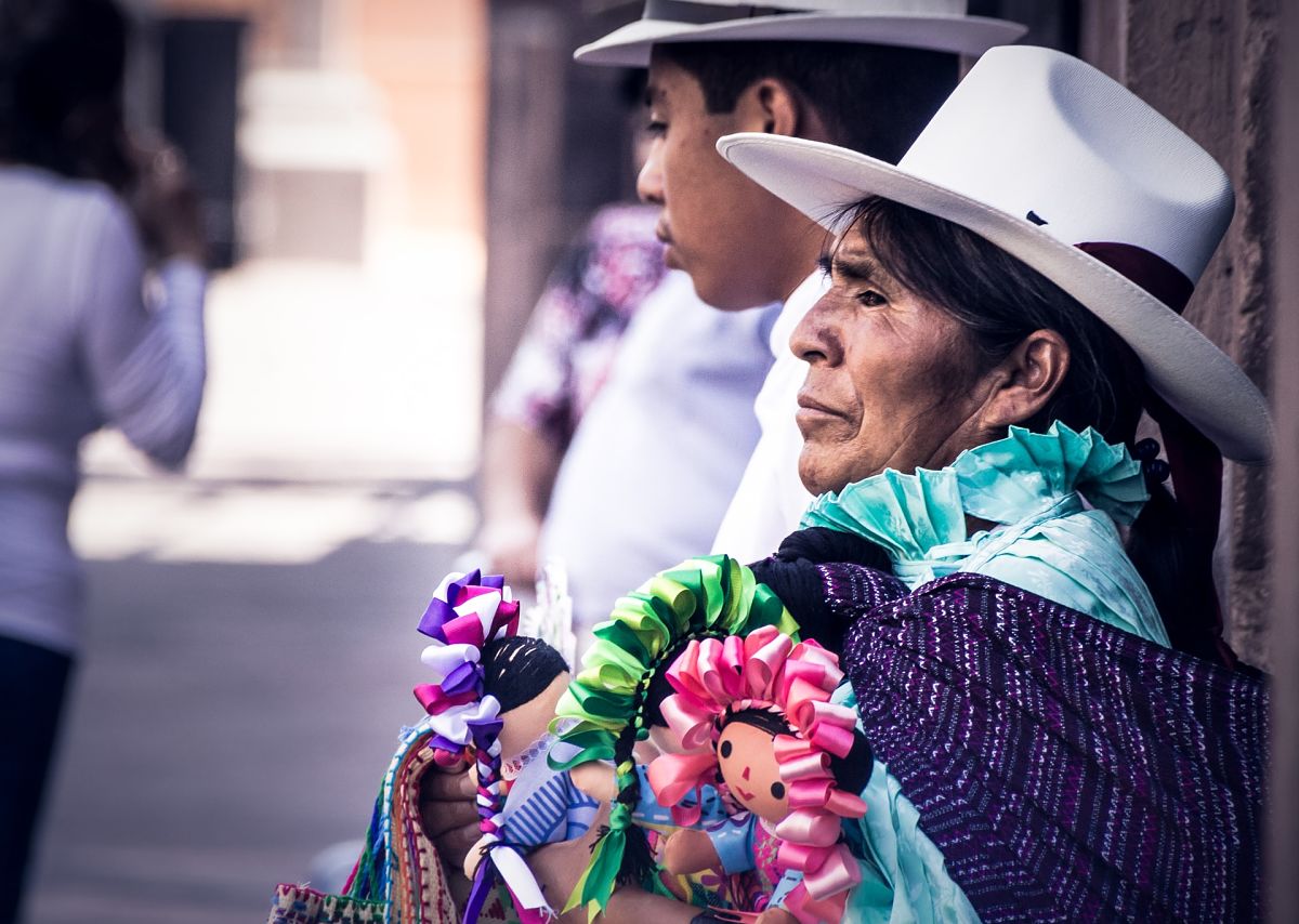 native mexican woman in hat