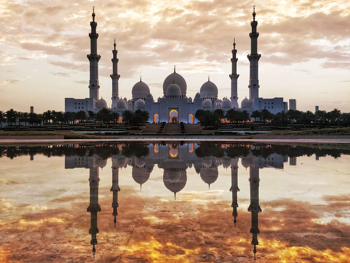 iconic sheikh zayed masjid