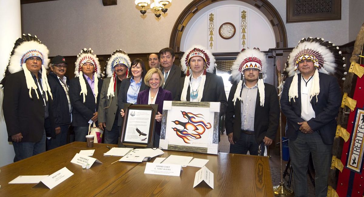 notley meets chiefs