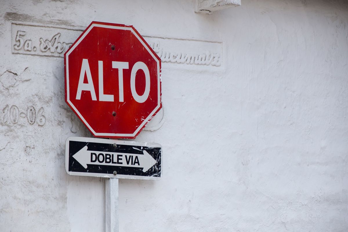 spanish sign guatemala