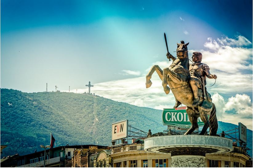 statue alexander great