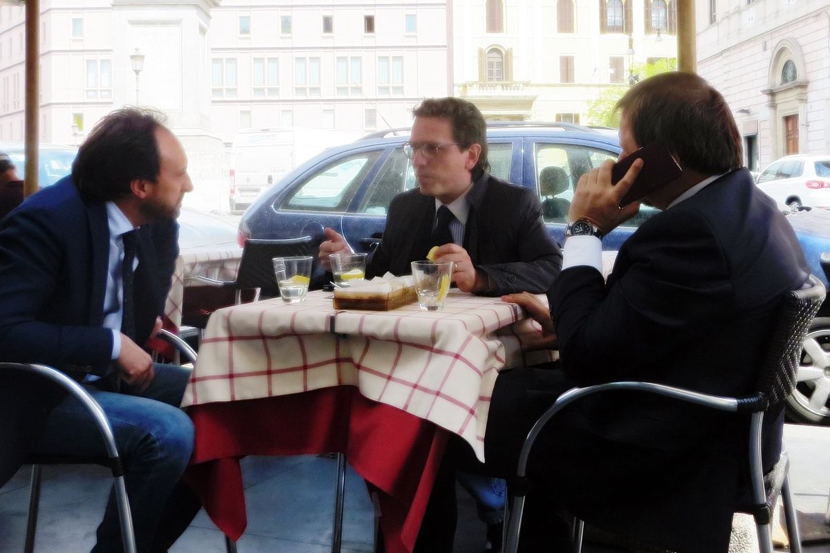 three italians on business lunch