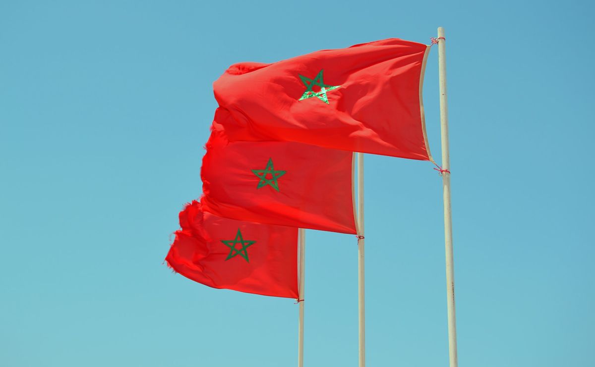 tres moroccan flags