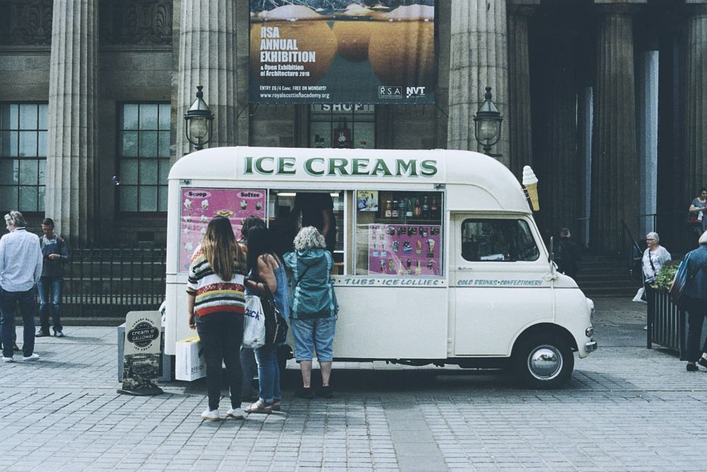 uk icecream queue