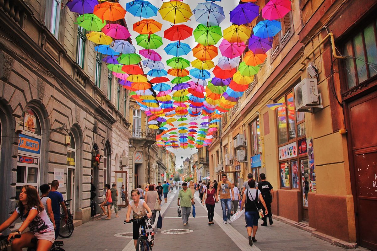umbrella street romania